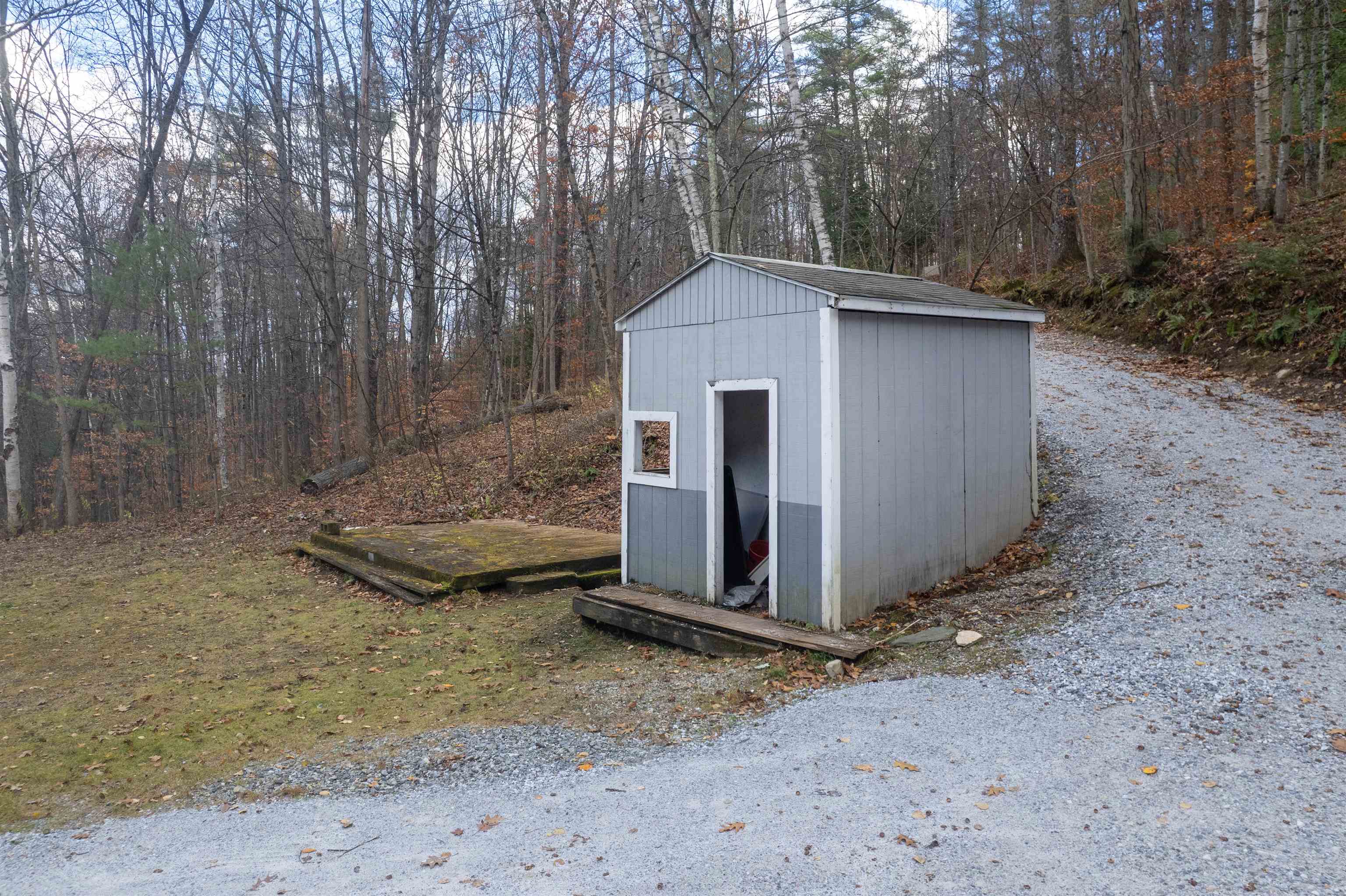 45 Eden Avenue Proctor, VT 05765 - Photo 7 of 29