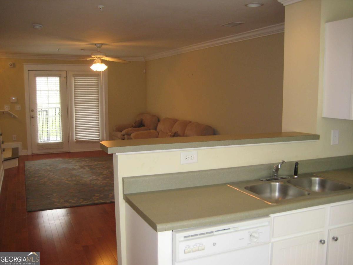 1035 South Barnett Shoals Road, Unit 223 Athens, GA 30605 - Photo 7 of 13