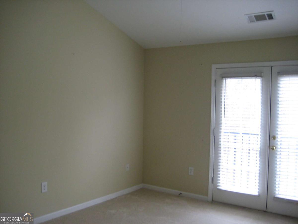 1035 South Barnett Shoals Road, Unit 223 Athens, GA 30605 - Photo 9 of 13