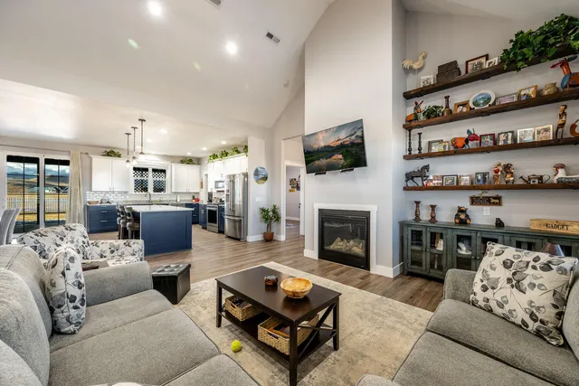 $774,000 | 107 Sand Creek Drive, Buffalo, WY 82834