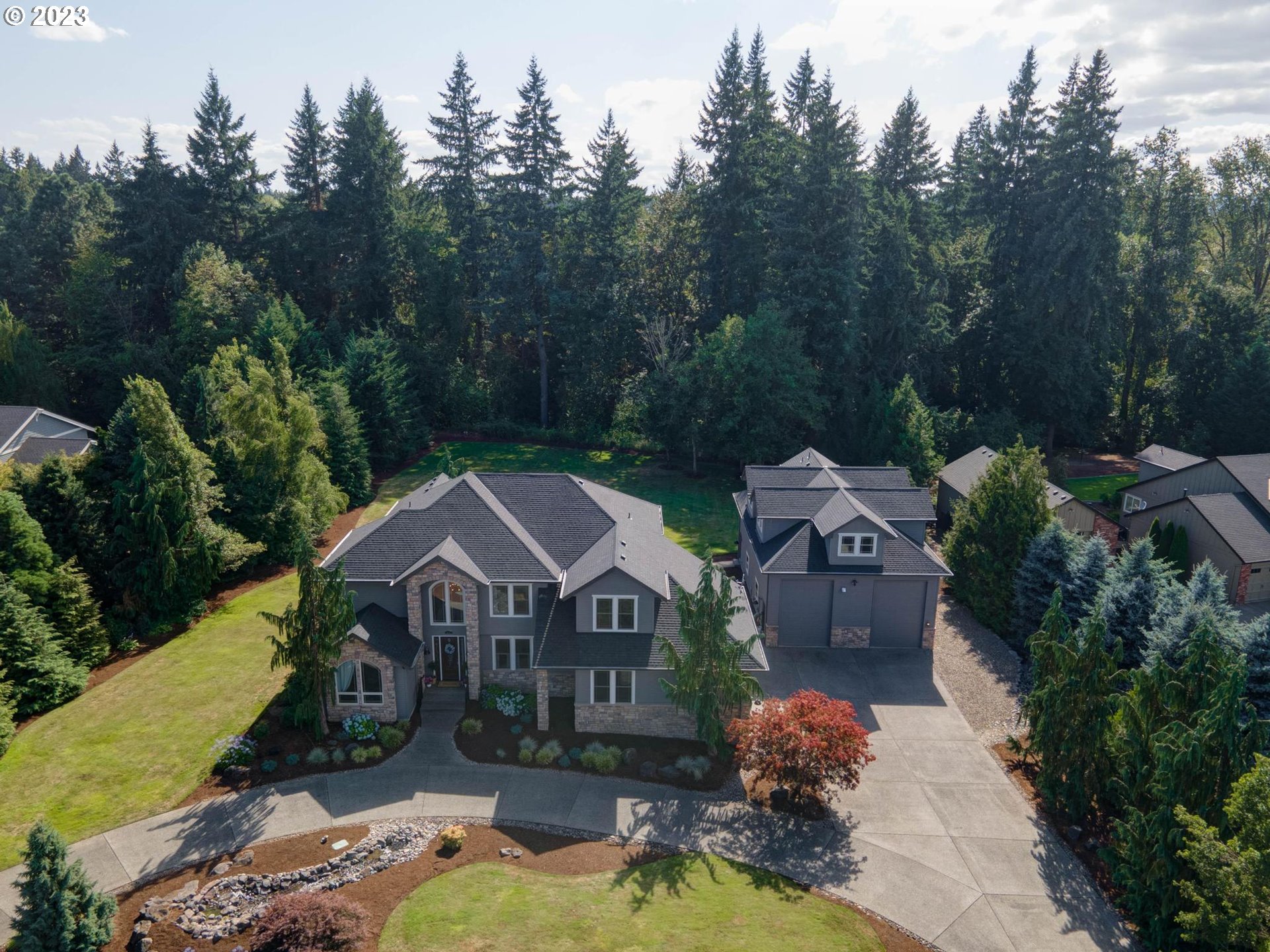827 Northeast 224th Circle Ridgefield, WA 98642 - Photo 3 of 37 Gallery Image 3