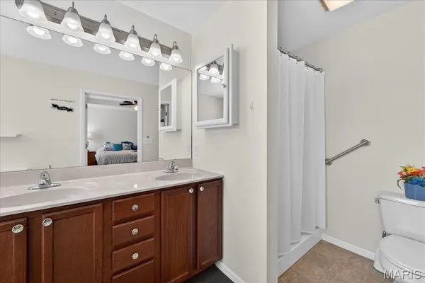 $433,800 | 5037 Bristol Hill Drive, O'Fallon, IL 62269