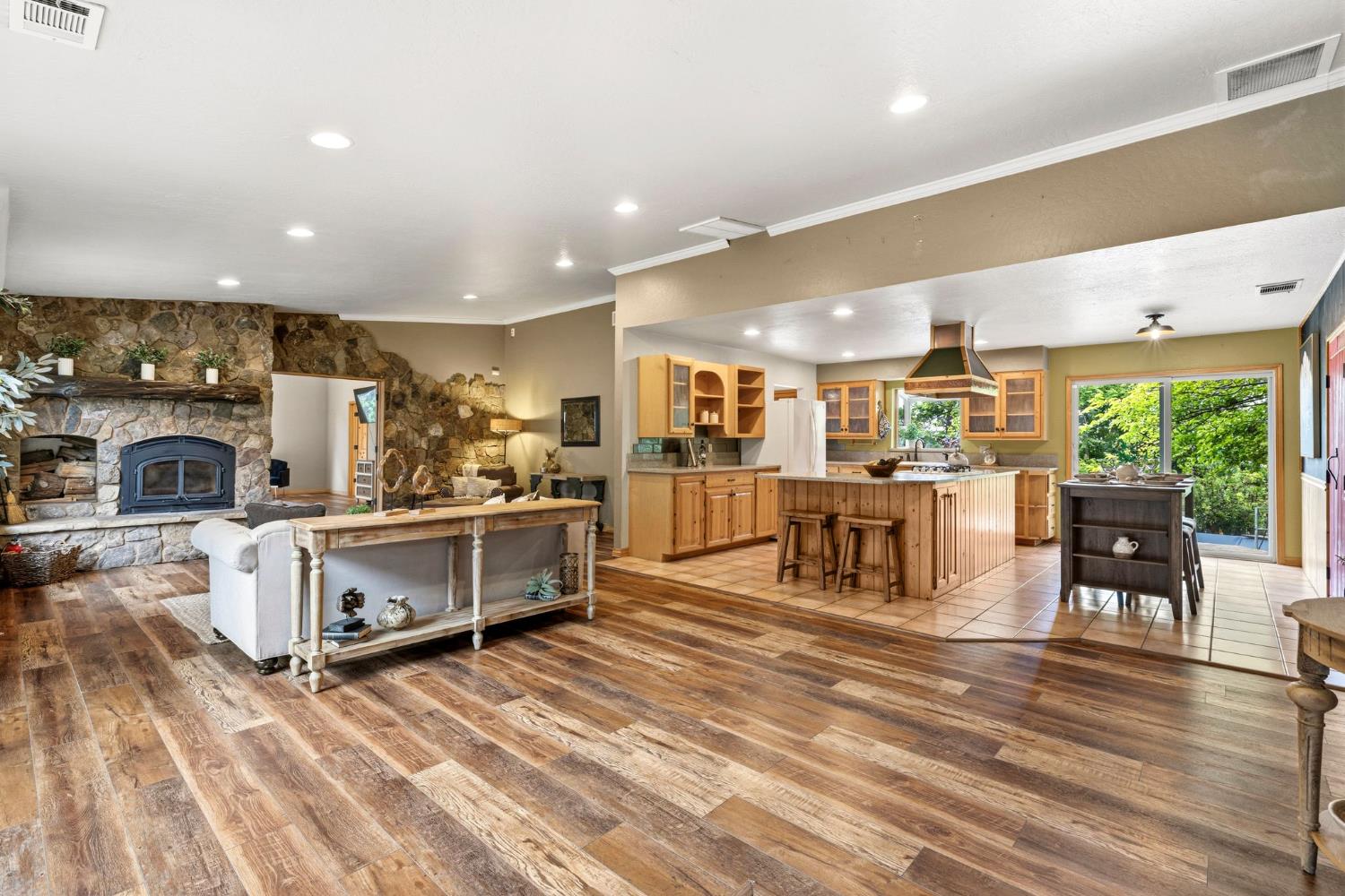 9340 Mosquito Road Placerville, CA 95667 - Photo 4 of 92