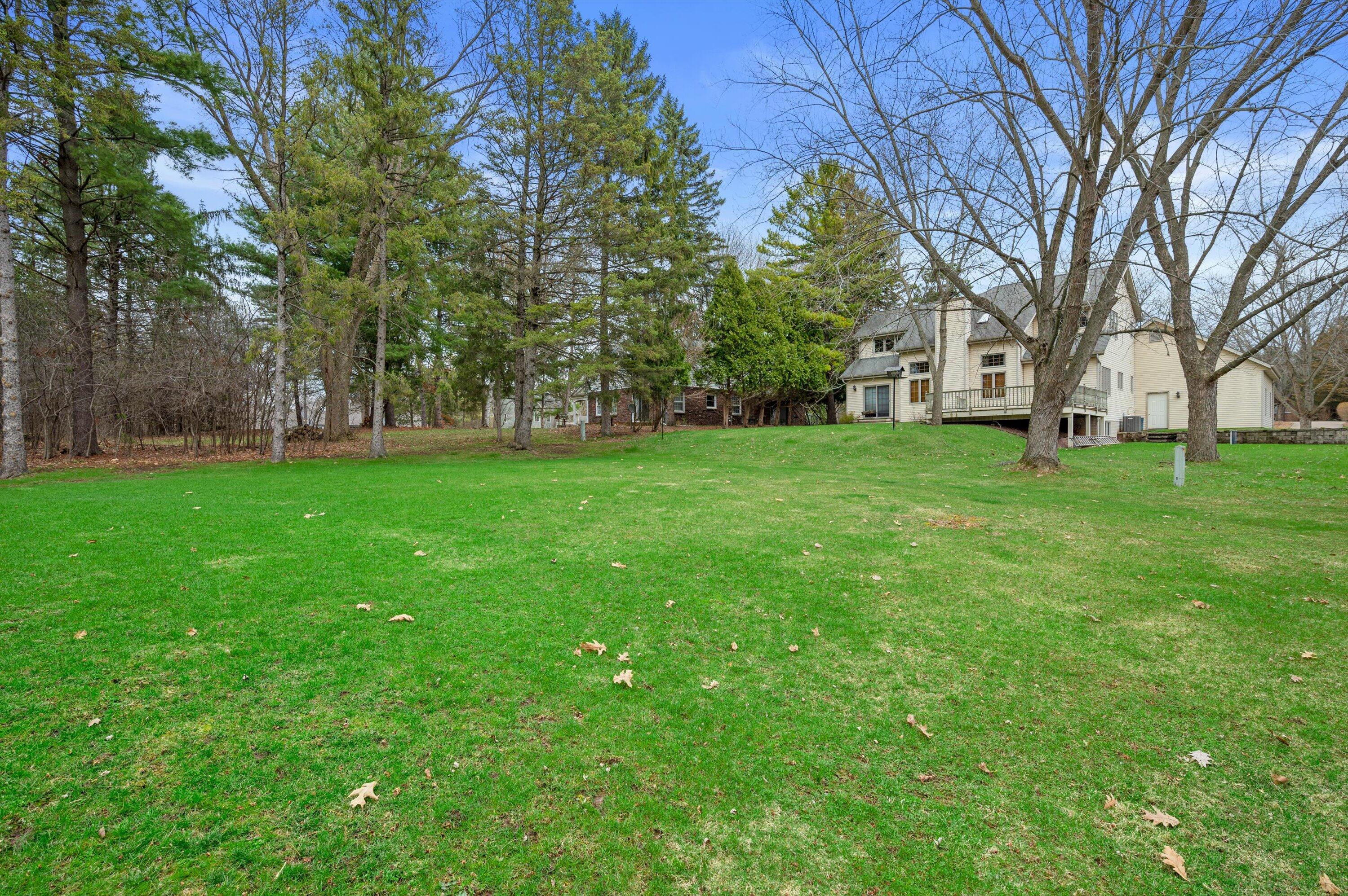 4009 Hickory Knoll Road Delafield, WI 53029 - Photo 39 of 43 Tons Of Space For Entertaining