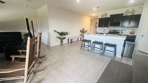 $2,425 | 16729 Milwaukee Street, Justin, TX 76247