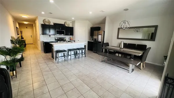 $2,425 | 16729 Milwaukee Street, Justin, TX 76247