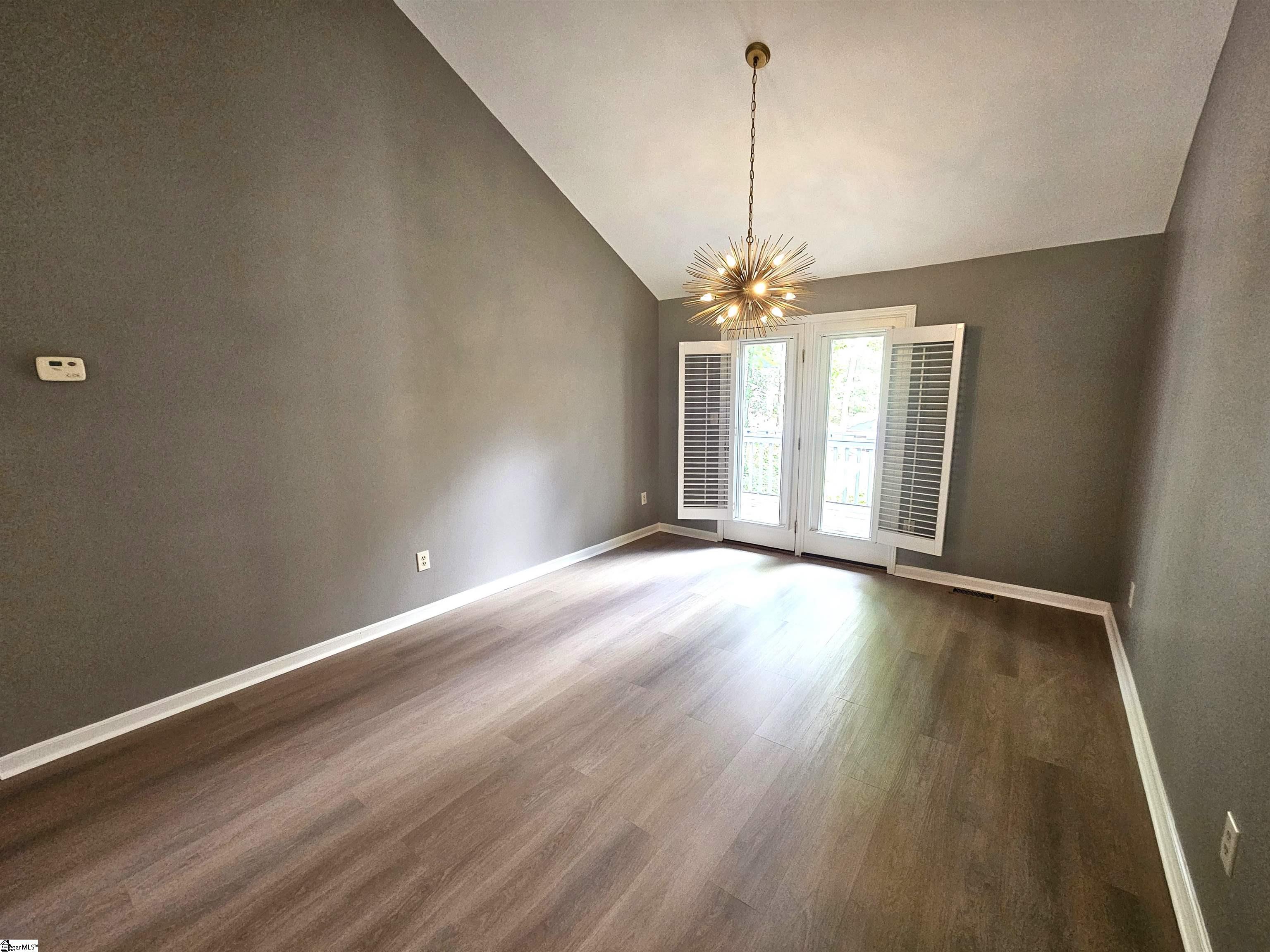 803 Dillard Road Greer, SC 29650 - Photo 7 of 33