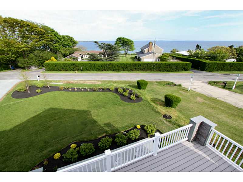 426 Tuckerman Avenue Middletown, RI 02842 - Photo 21 of 32 Yard/Garden. Sachuest (Second) Beach less than a mile away!