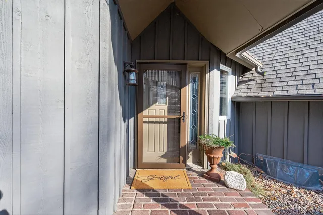 $790,000 | 7033 Jocelyn Lane North, Grant, MN 55082