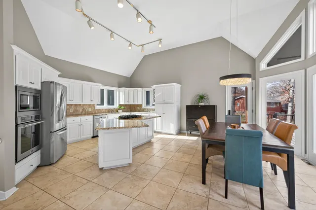 $790,000 | 7033 Jocelyn Lane North, Grant, MN 55082