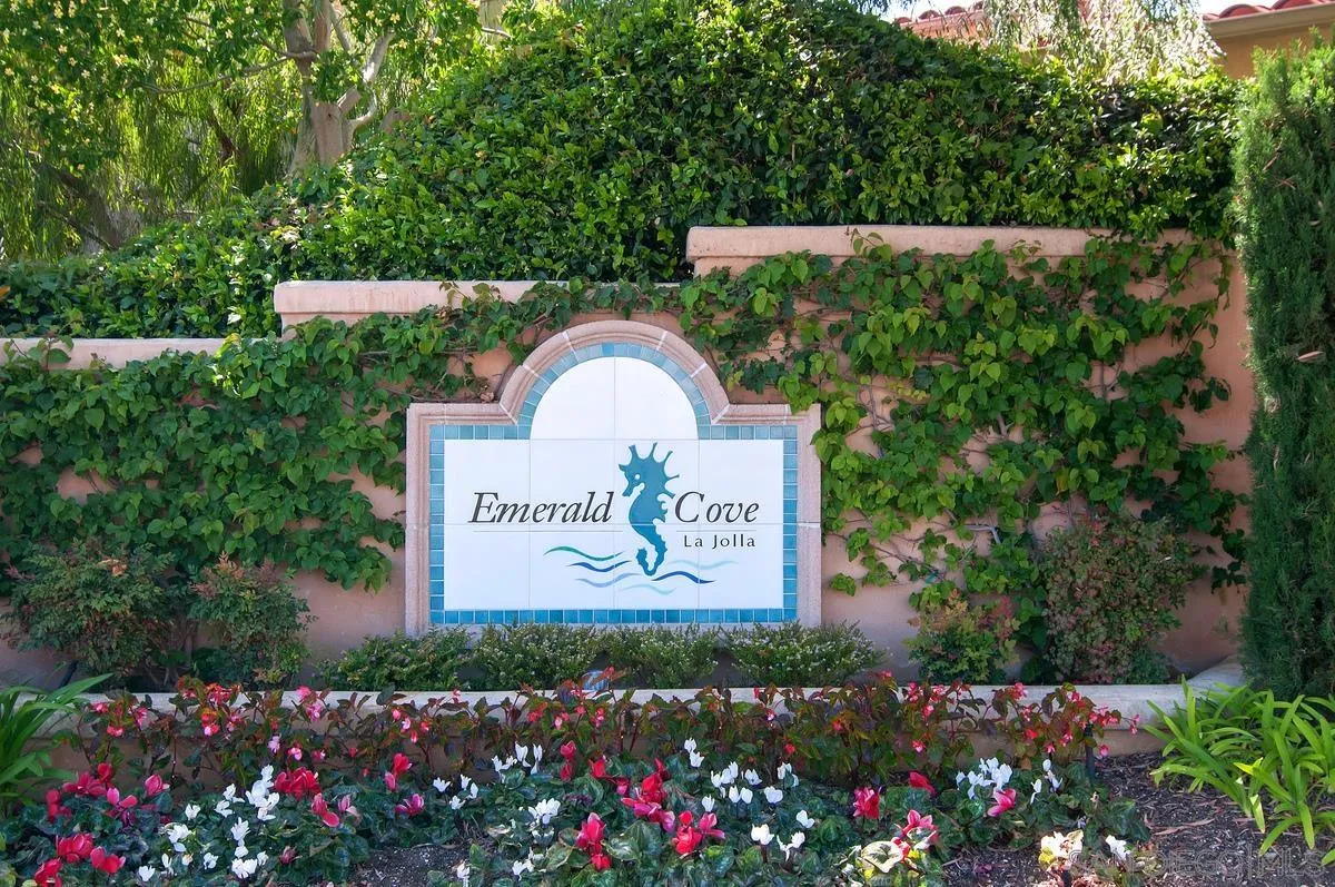 1329 Caminito Balada La Jolla, CA 92037 - Photo 27 of 31