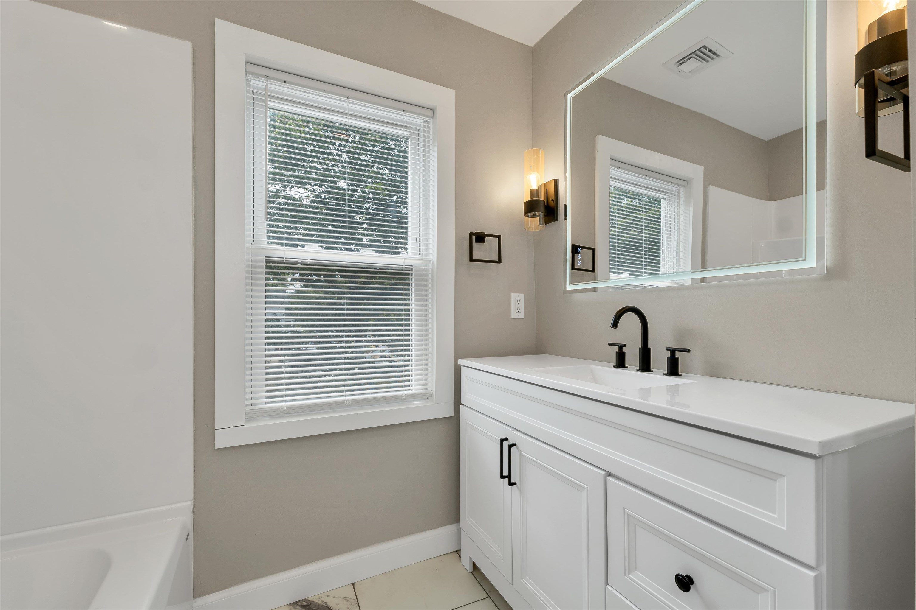 456 North State Street Concord, NH 03301 - Photo 28 of 49