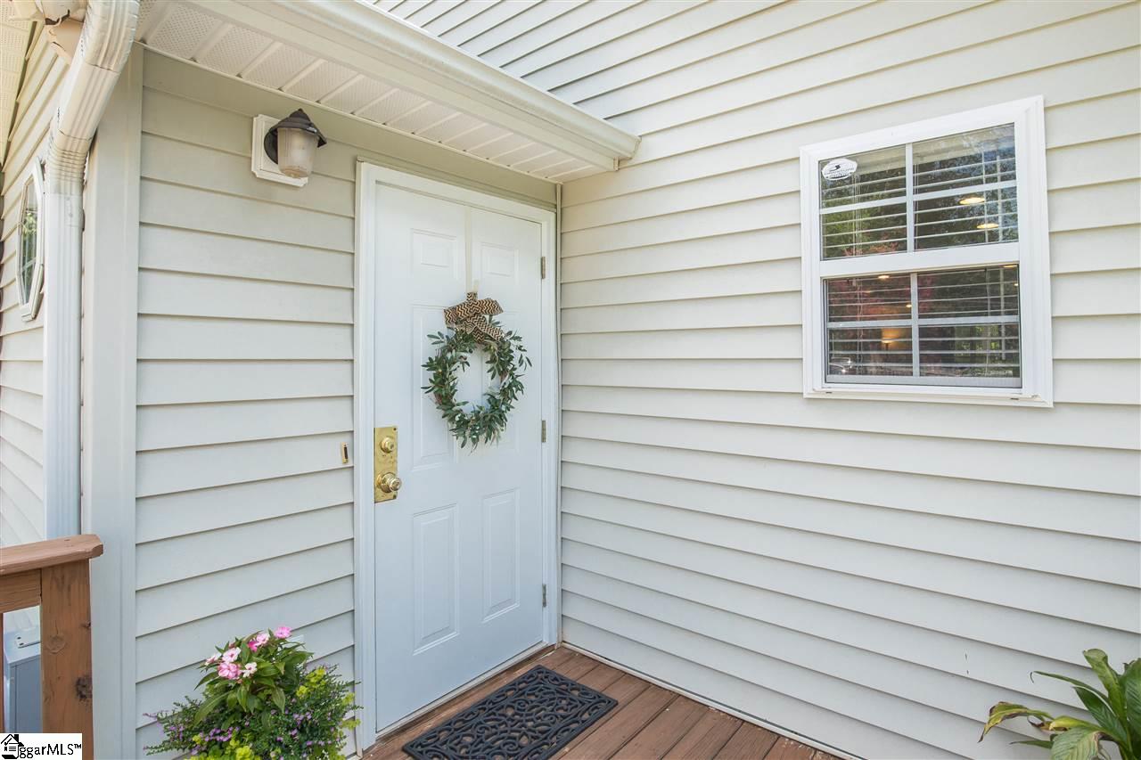 328 Grove Road Greenville, SC 29605 - Photo 14 of 17