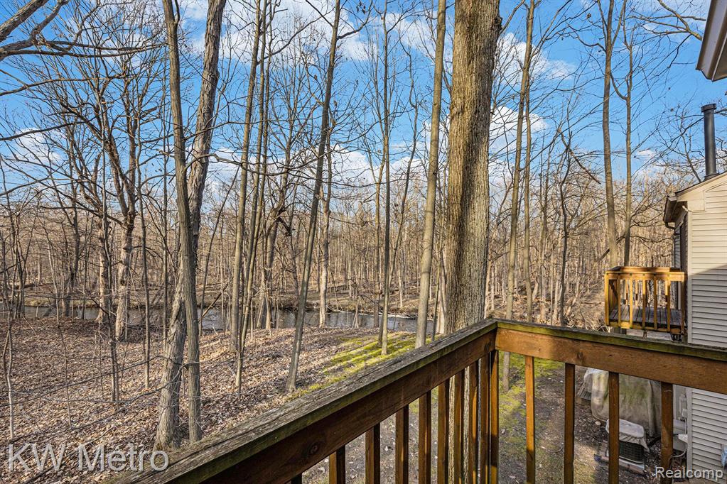 1500 Streamwood Court Rochester Hills, MI 48307 - Photo 16 of 24
