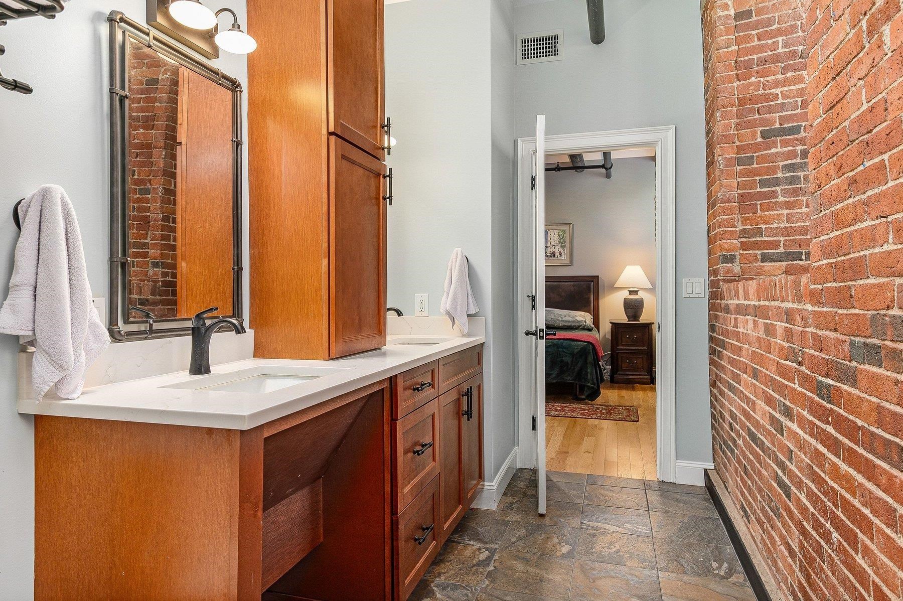 6 Bay Road, Unit 4 Newmarket, NH 03857 - Photo 22 of 60