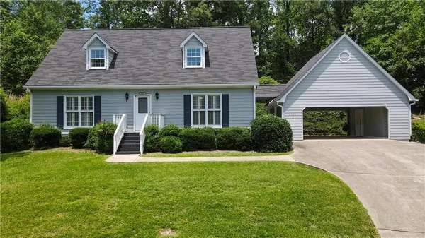 $450,000 | 9135 Clearwater Road, Gainesville, GA 30506