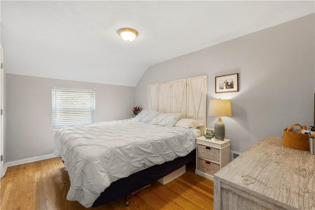 200 Fox Chapel Road Pittsburgh, PA 15238 - Photo 15 of 32 a bedroom with a bed and a window