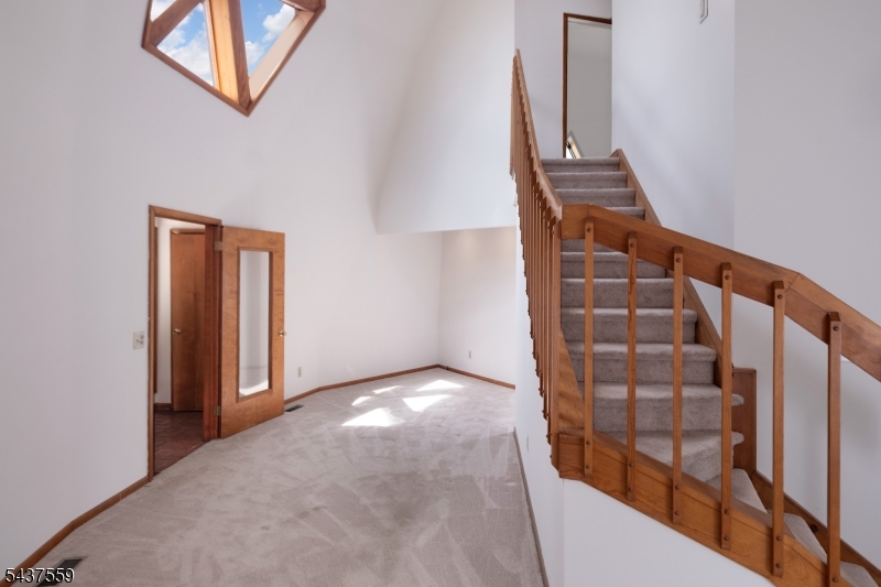 20 Sand Hill Road Flemington, NJ 08822 - Photo 8 of 32