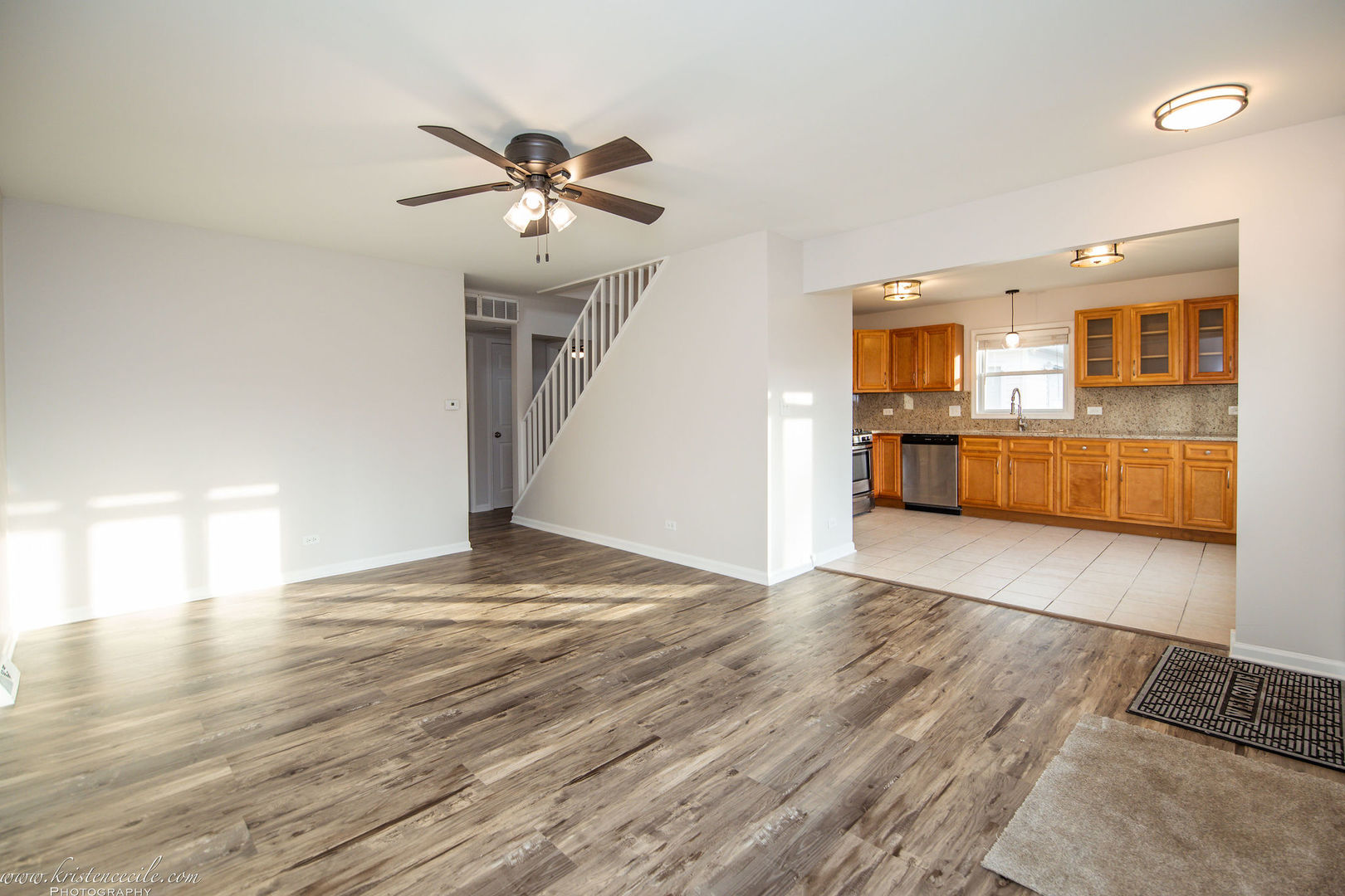 10625 Austin Avenue Chicago Ridge, IL 60415 - Photo 12 of 22 a view of empty room with wooden floor and fan