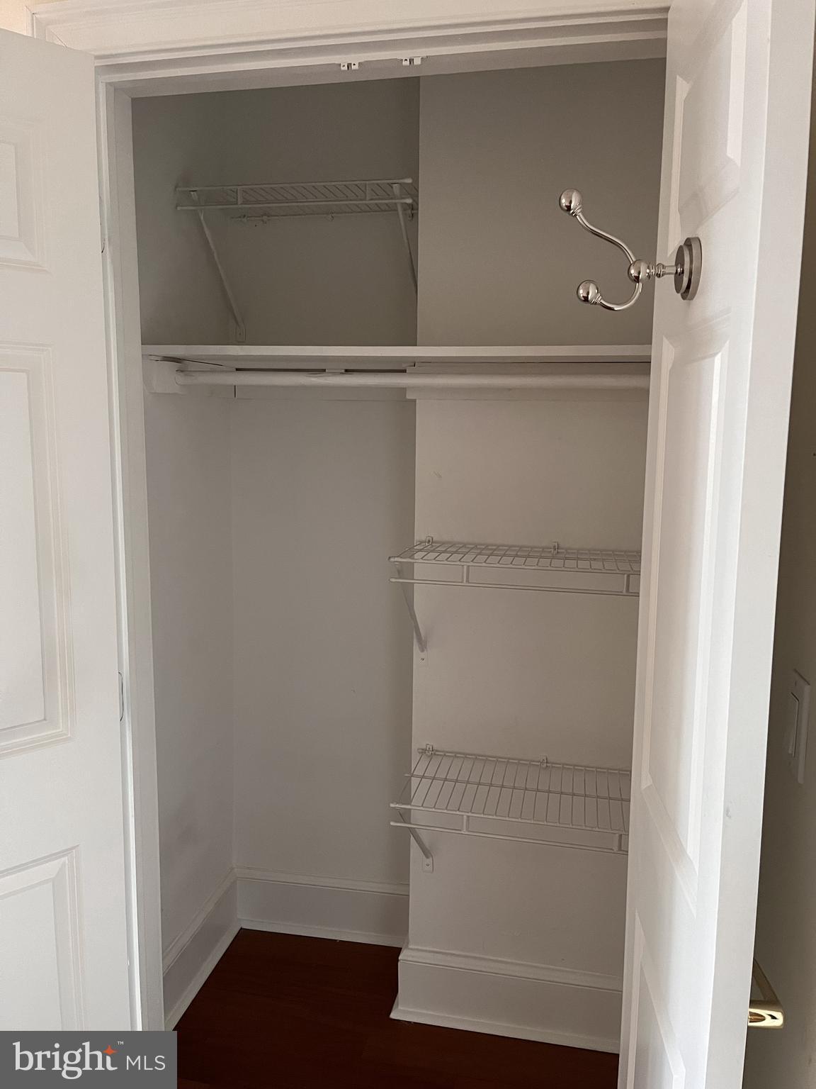 1500 Chestnut Street, Unit 15I Philadelphia, PA 19102 - Photo 10 of 18 a view of an empty walk in closet