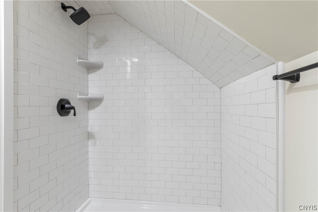 7809 Morgan Road Clay, NY 13090 - Photo 45 of 50