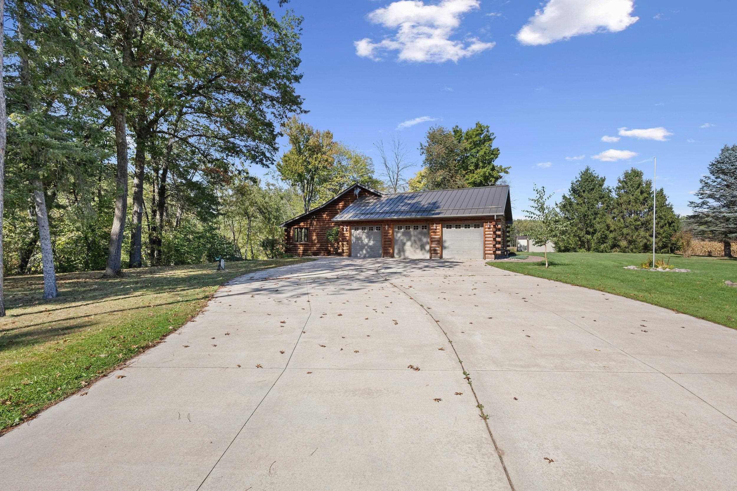 810 Riverview Lane Embarrass, WI 54929 - Photo 5 of 84