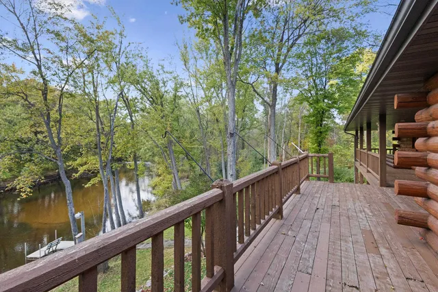 $615,000 | 810 Riverview Lane, Embarrass, WI 54929