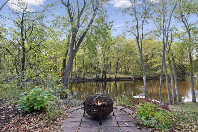 $615,000 | 810 Riverview Lane, Embarrass, WI 54929