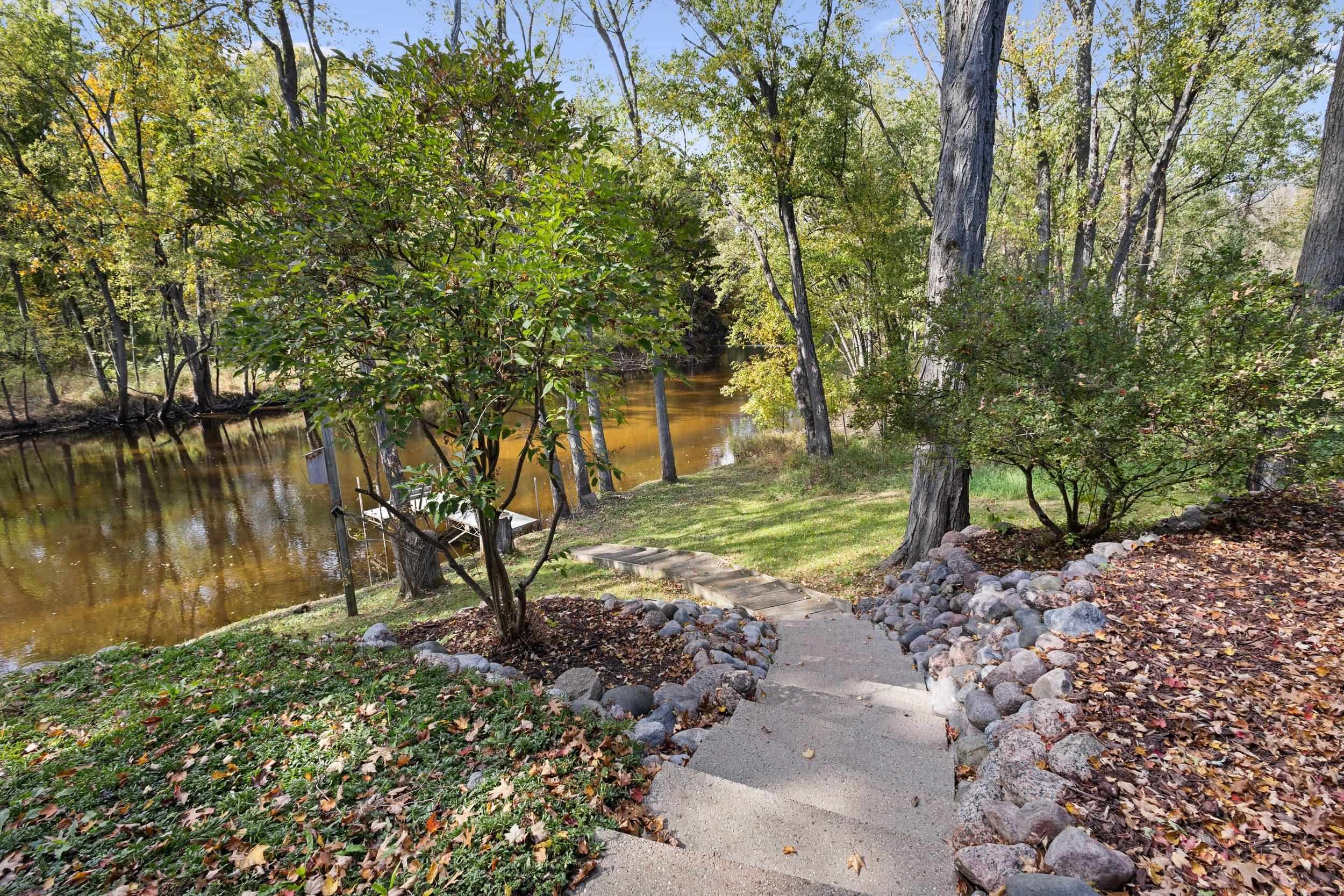 810 Riverview Lane Embarrass, WI 54929 - Photo 61 of 84