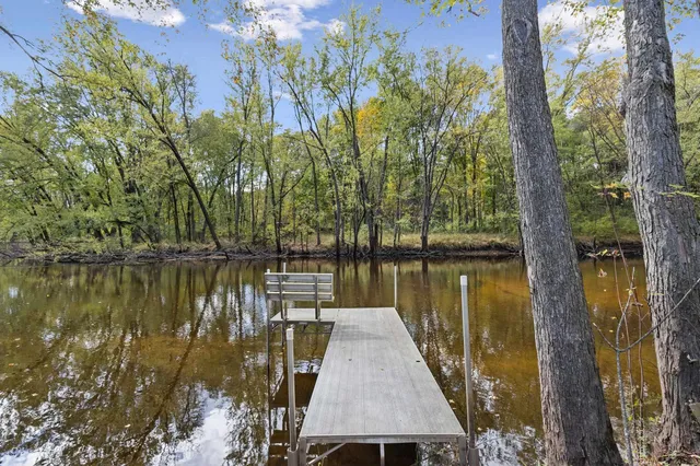 $615,000 | 810 Riverview Lane, Embarrass, WI 54929