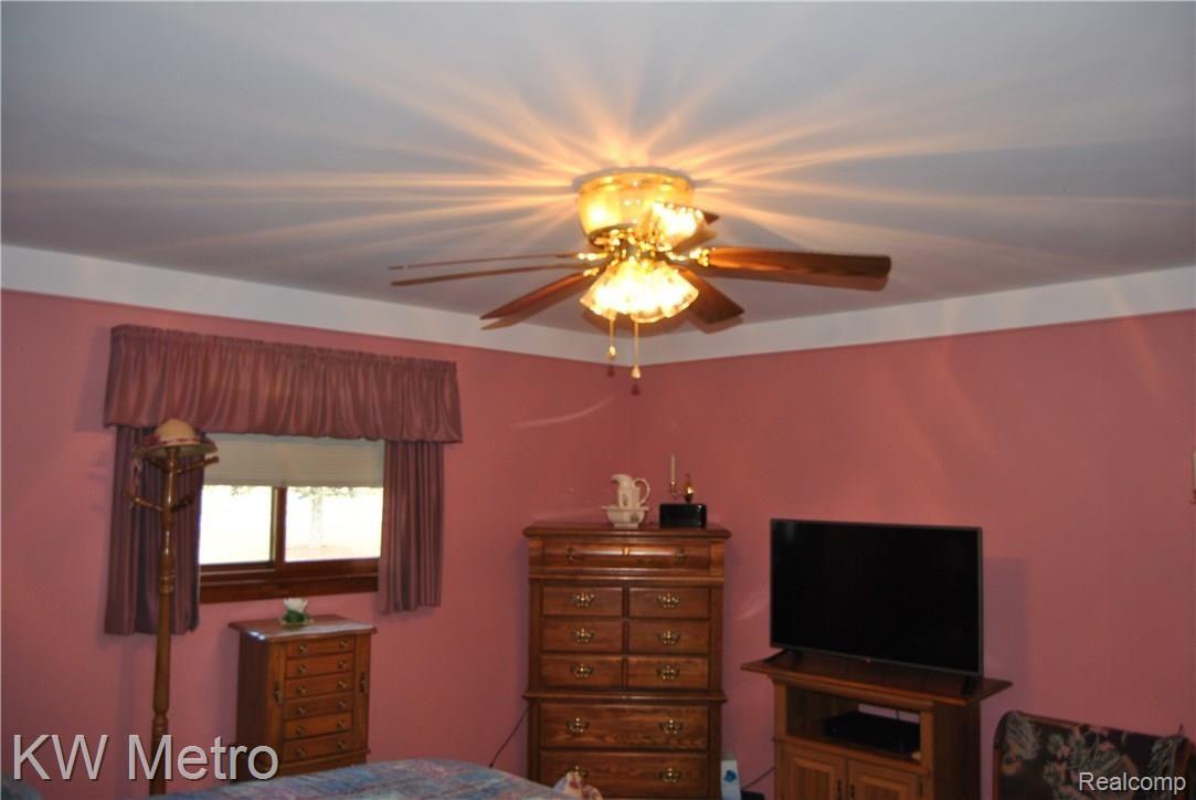 906 Riley Center Road Memphis, MI 48041 - Photo 21 of 29 DSC_0007.JPG