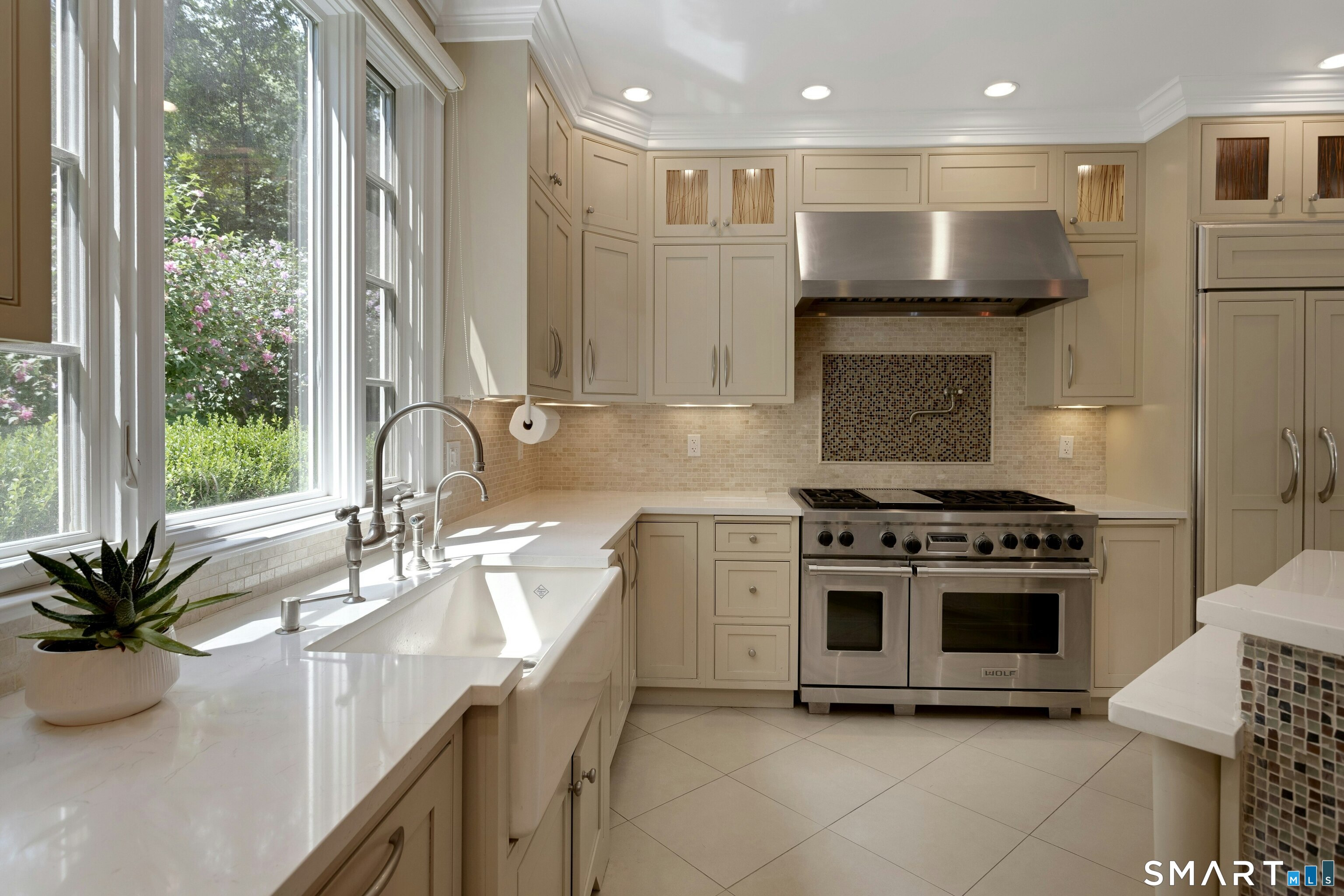 700 Hollow Tree Ridge Road Darien, CT 06820 - Photo 15 of 40 Gallery Image 15