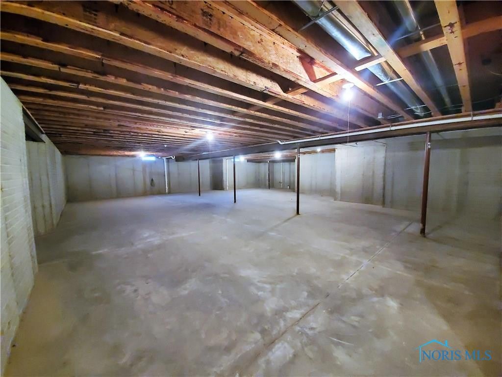 5851 Waterville Monclova Road Waterville, OH 43566 - Photo 23 of 30 Gallery Image 23