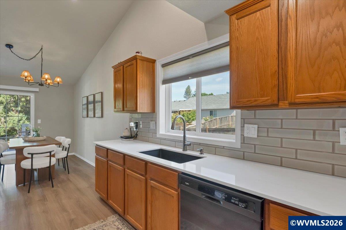 585 Northwest Marshall Street Dallas, OR 97338 - Photo 16 of 50