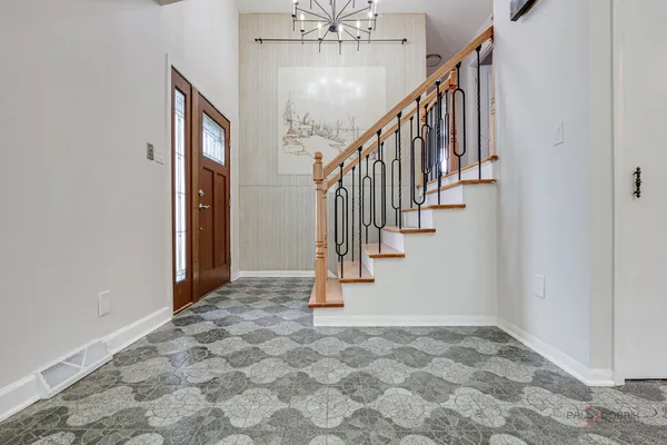 a view of entryway