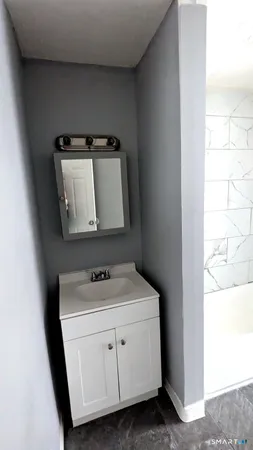 $780,000 | 120 Milne Street, Bridgeport, CT 06604