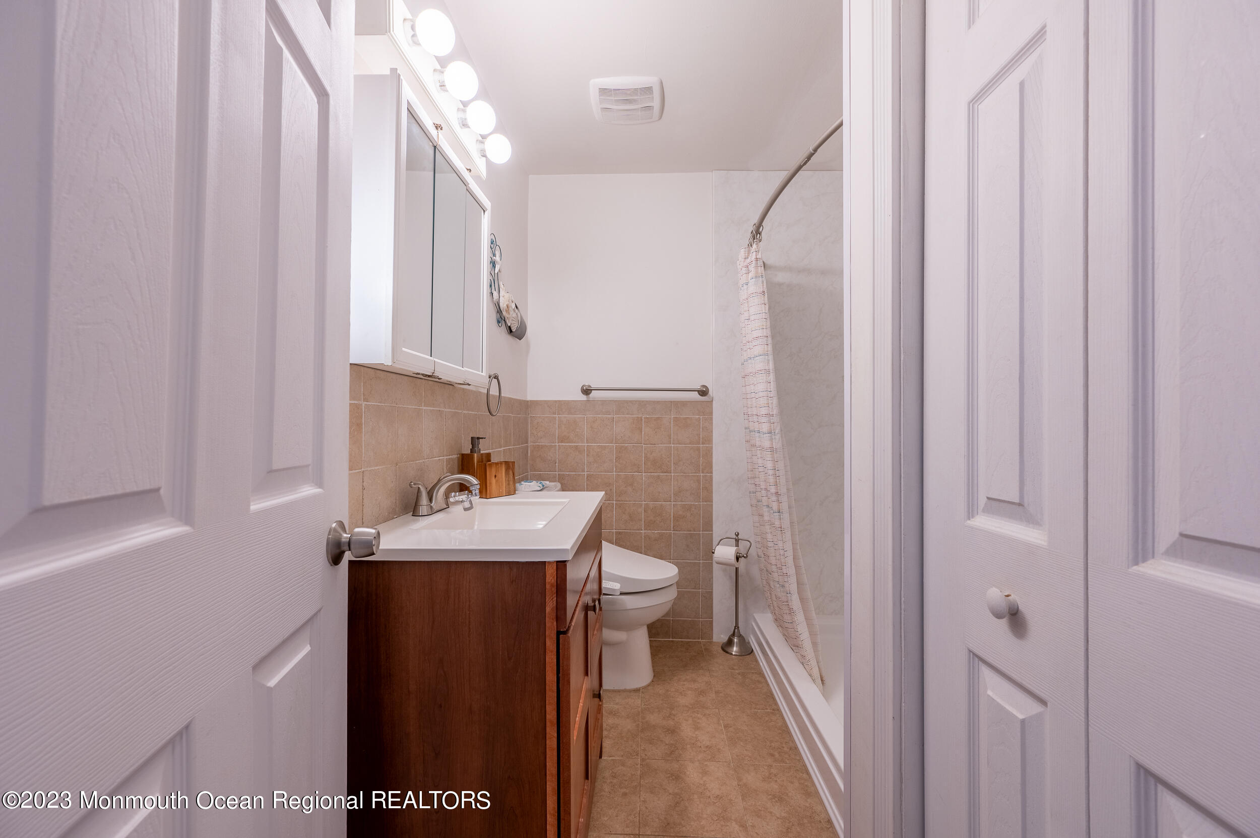30 London Road Brick, NJ 08723 - Photo 30 of 64 a bathroom with a sink toilet and shower