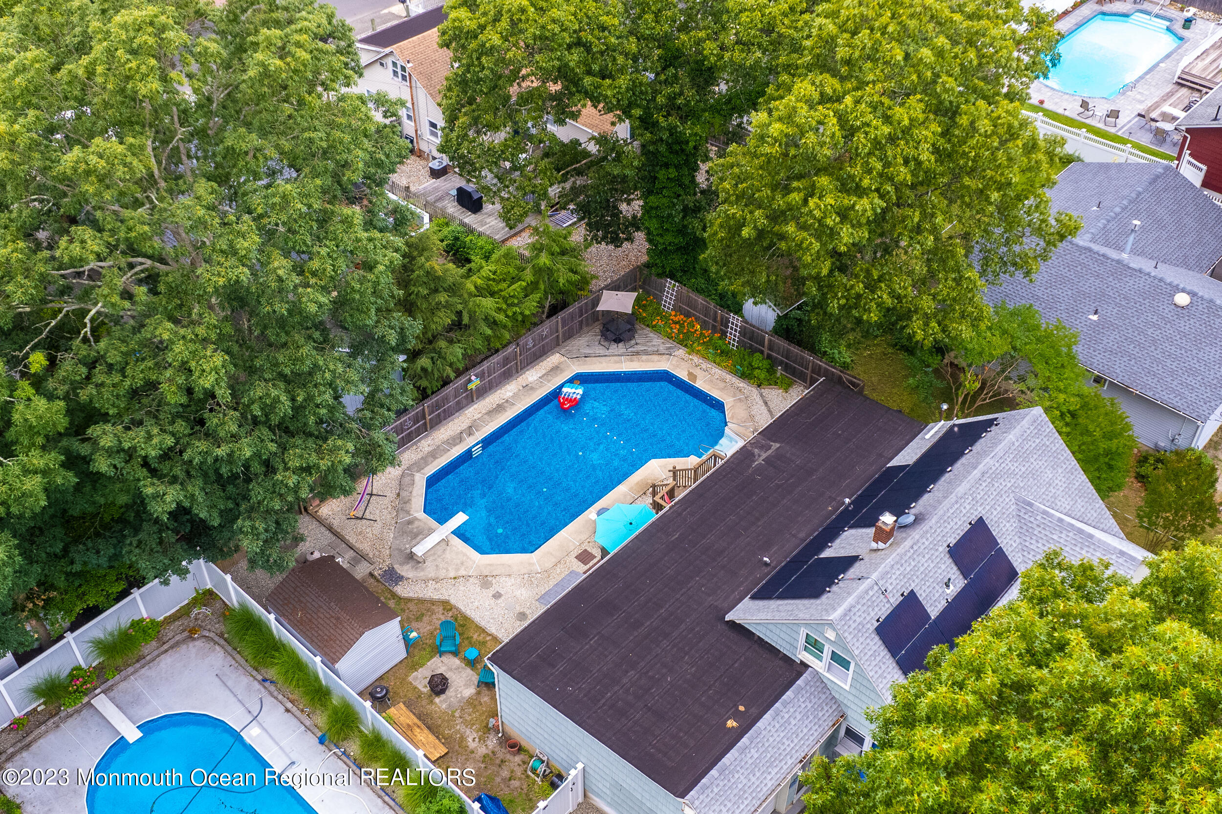 30 London Road Brick, NJ 08723 - Photo 46 of 64 an aerial view of a house with a yard