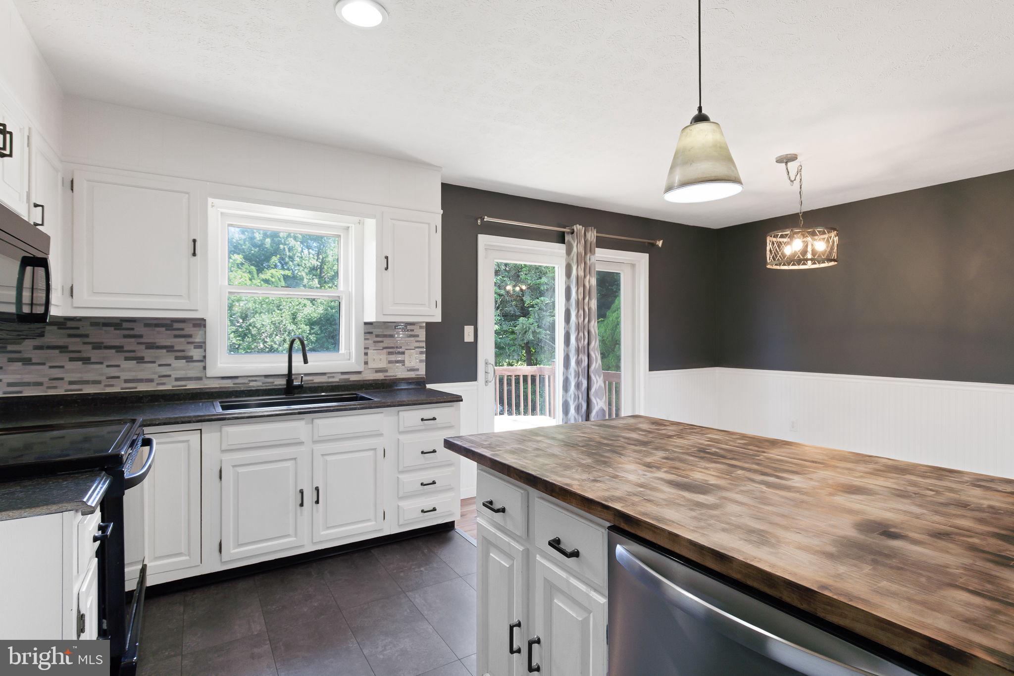1312 Birch Road Lebanon, PA 17042 - Photo 9 of 26 Gallery Image 9