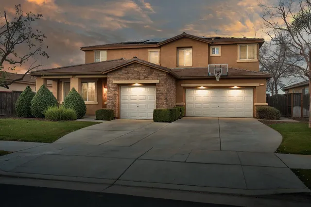 $559,000 | 2986 Mary Avenue, Sanger, CA 93657