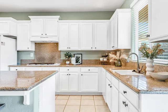 $559,000 | 2986 Mary Avenue, Sanger, CA 93657