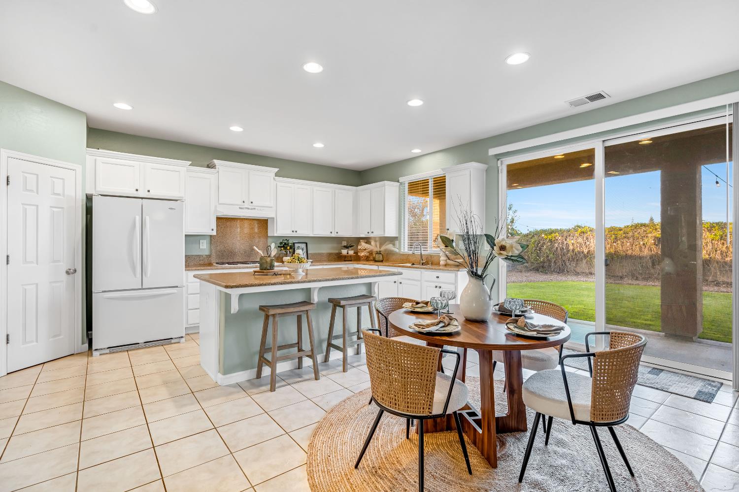 2986 Mary Avenue Sanger, CA 93657 - Photo 17 of 60