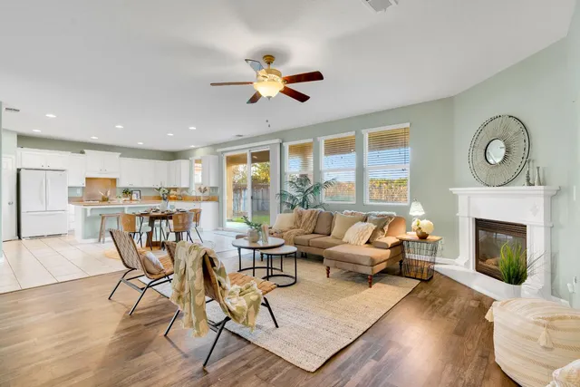 $559,000 | 2986 Mary Avenue, Sanger, CA 93657