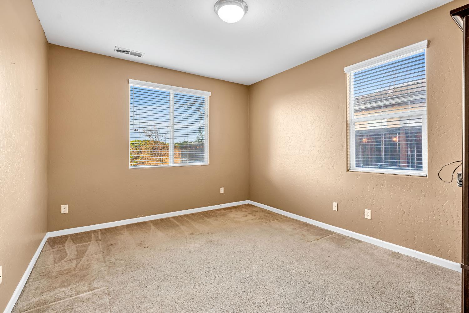 2986 Mary Avenue Sanger, CA 93657 - Photo 45 of 60