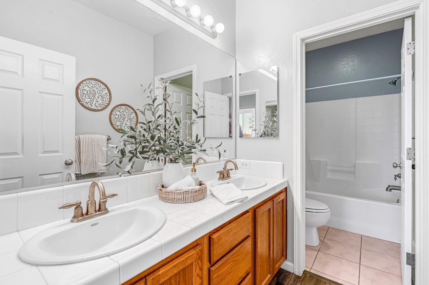 2986 Mary Avenue Sanger, CA 93657 - Photo 46 of 60