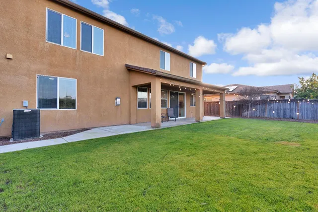$559,000 | 2986 Mary Avenue, Sanger, CA 93657