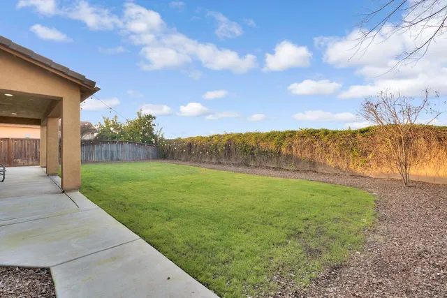 $559,000 | 2986 Mary Avenue, Sanger, CA 93657