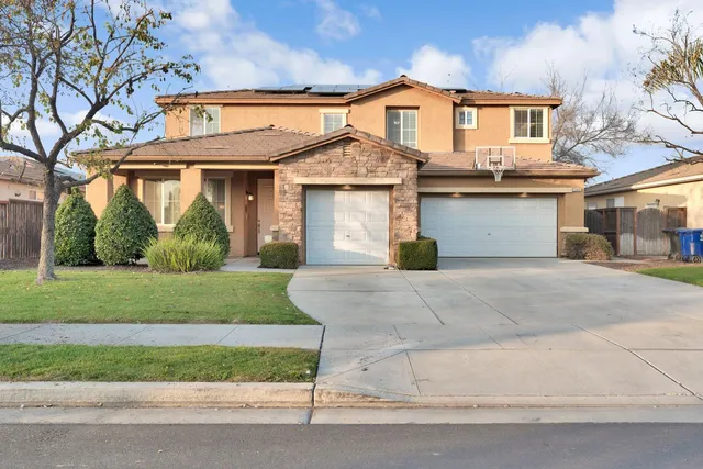 $559,000 | 2986 Mary Avenue, Sanger, CA 93657