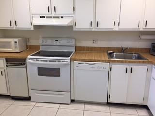 21699 Cypress Road, Unit 17B Boca Raton, FL 33433 - Photo 5 of 11 IMG_1532