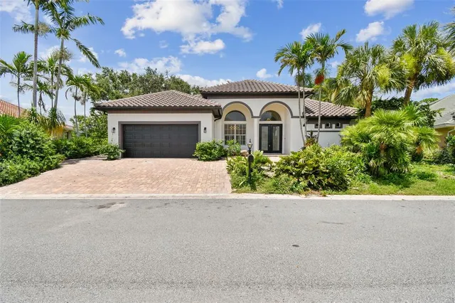 a view of livingroom with furniture and window